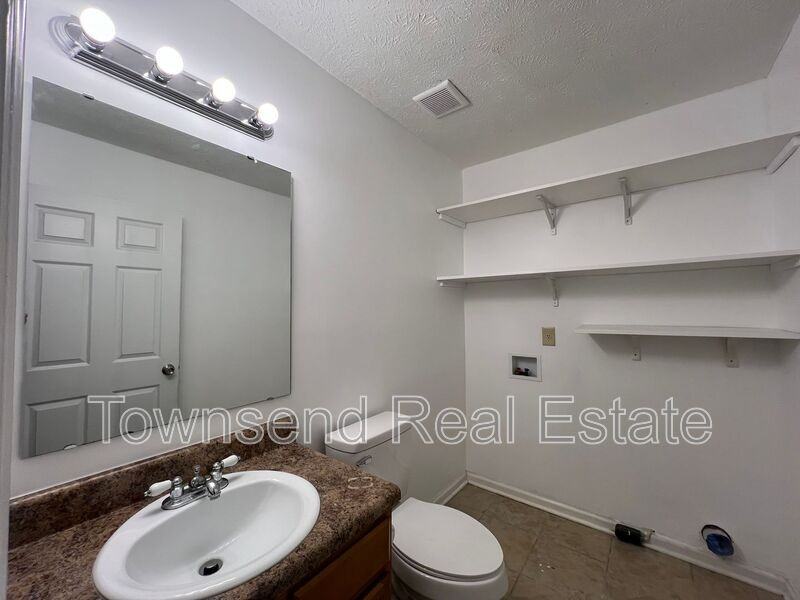 7121 Dayspring Dr - Photo 6 of 17