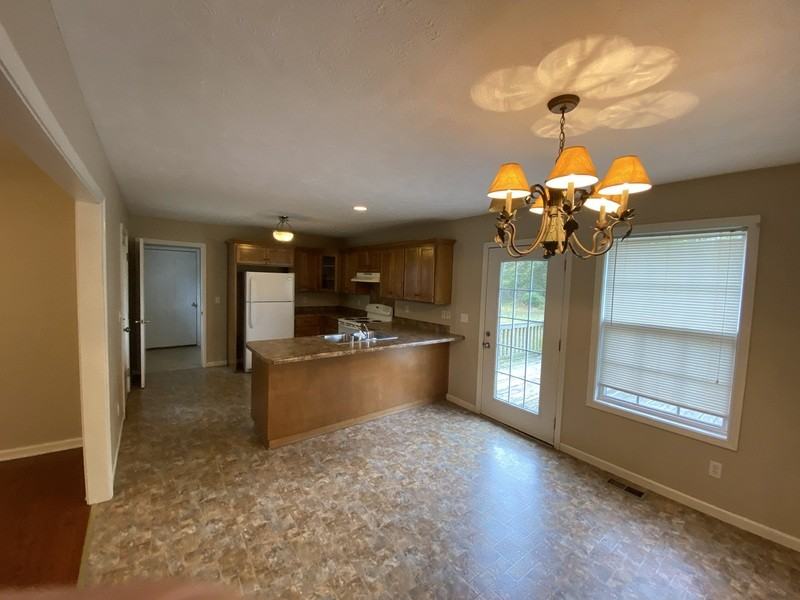 51 Winding Oaks - Photo 2 of 12