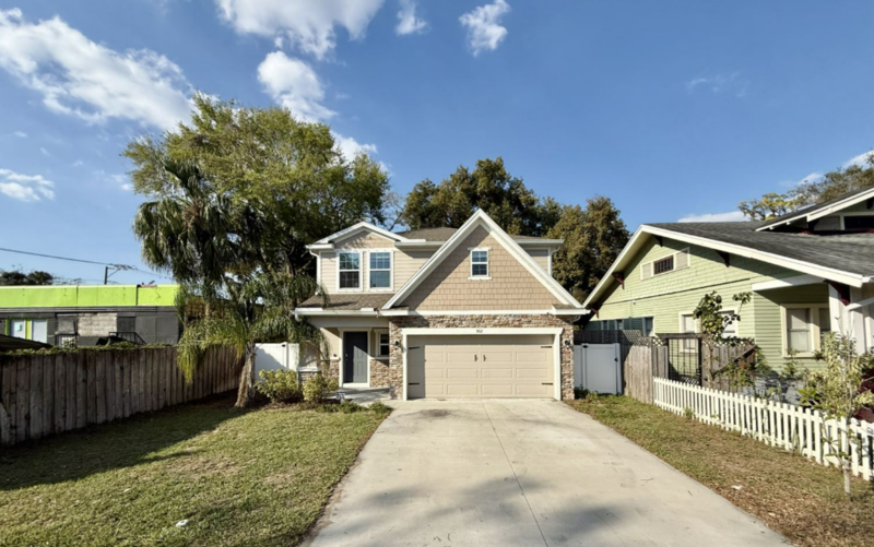 902 E 25th Ave - Photo 2 of 50