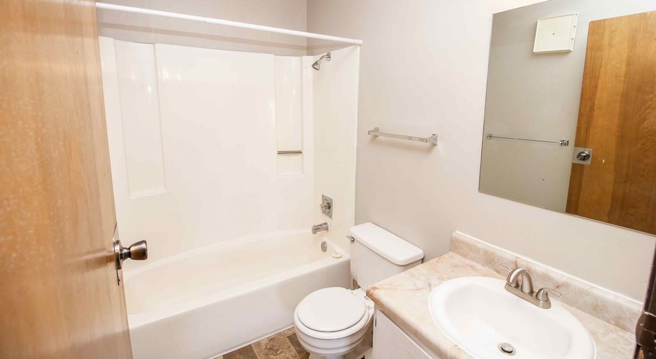 3Falls Apartments - Photo 5 of 8