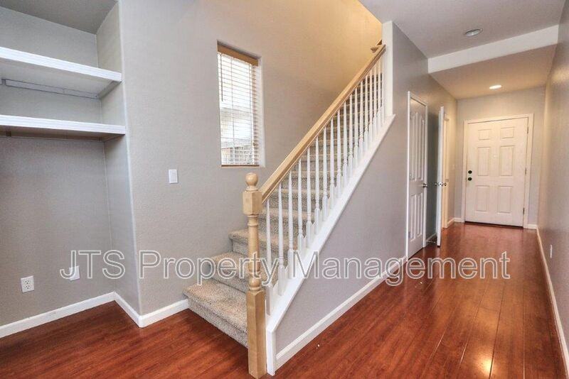 8500 Cortina Cir - Photo 5 of 50