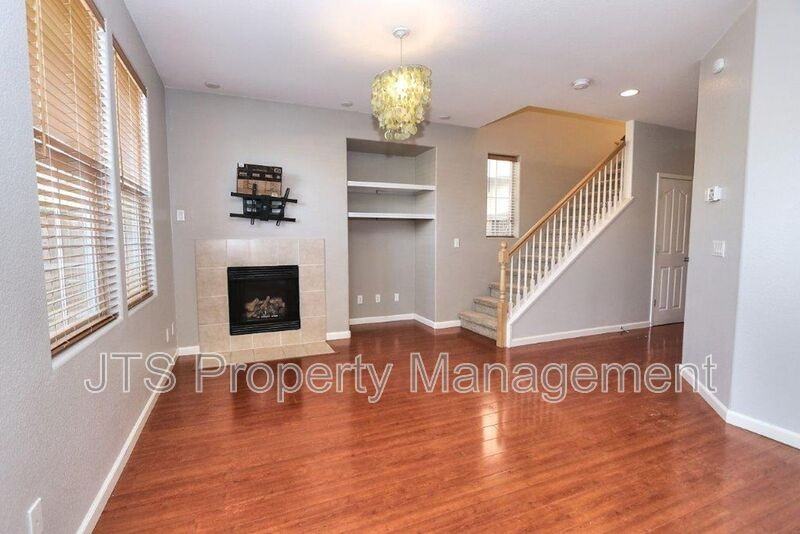 8500 Cortina Cir - Photo 4 of 50