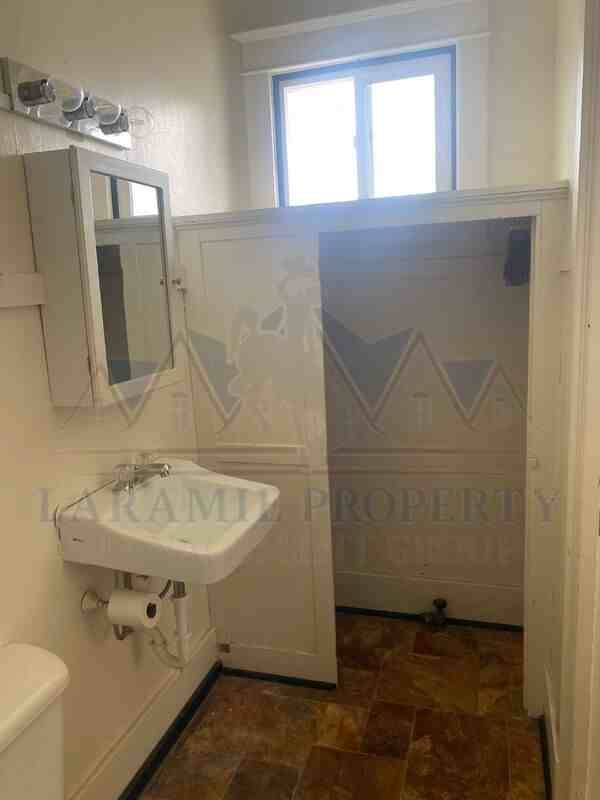 508 E Garfield St #4 - Photo 7 of 8