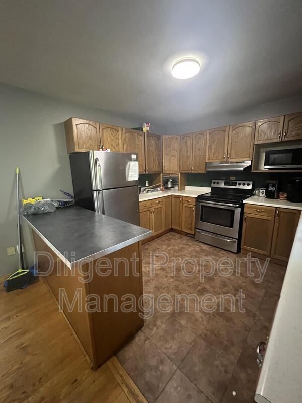 64 Lynch St #6 - Photo 7 of 13