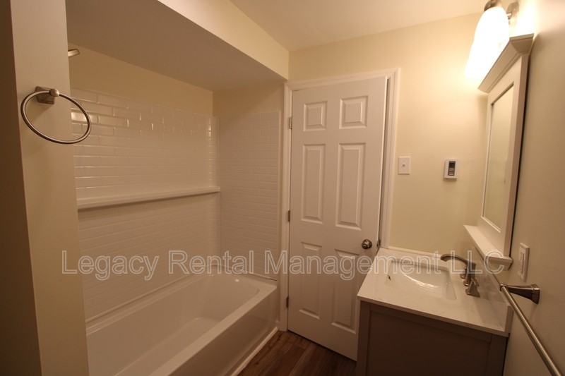 626 Rearn. Church Street #1stFL - Photo 5 of 9