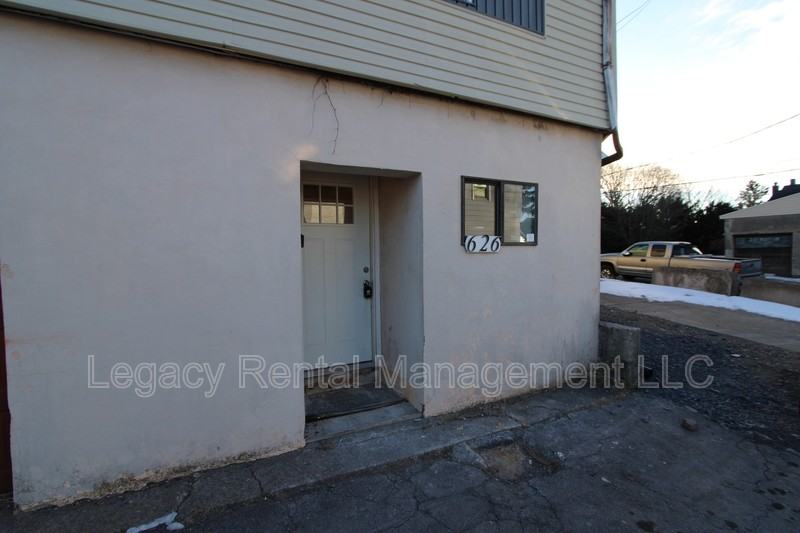 626 Rearn. Church Street #1stFL - Photo 6 of 9