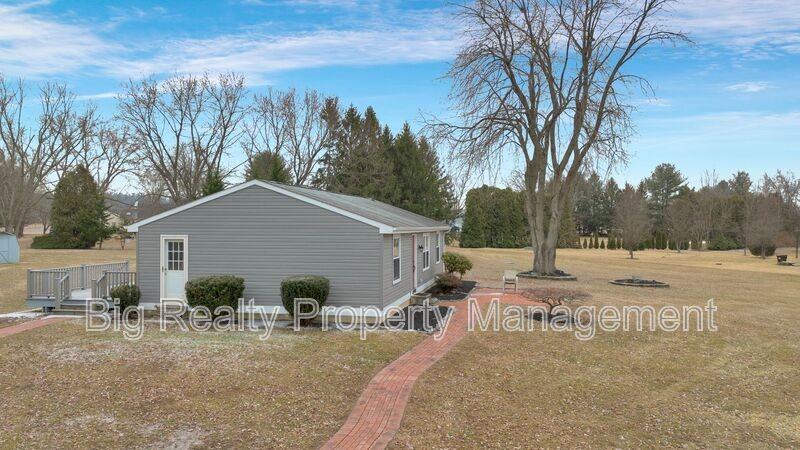 2030 Corning Rd - Photo 3 of 50