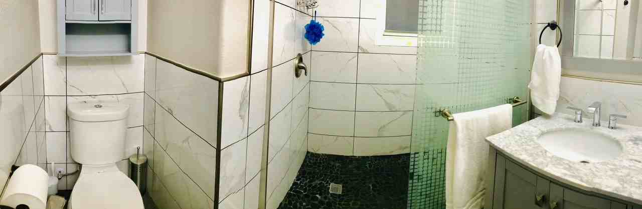 687 Locust St - Photo 3 of 6