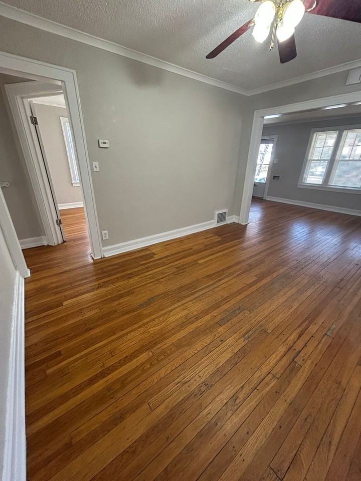 6227 Rockhill Rd - Photo 7 of 35