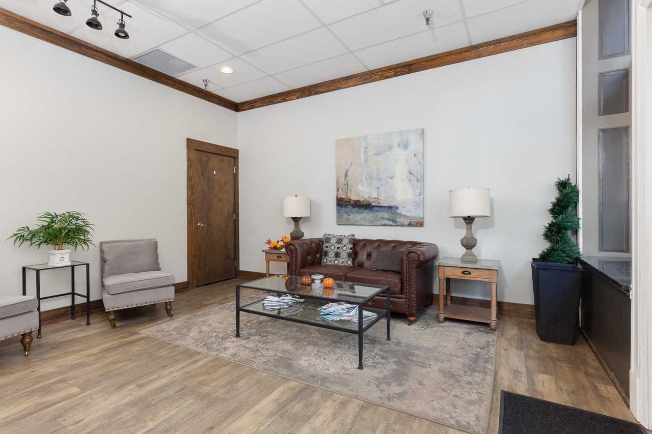 The Grand - Photo 6 of 25