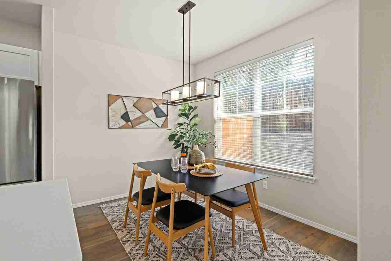 2352 Ne 6th St - Photo 7 of 26