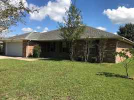 featured image of 121 Mayhaw St