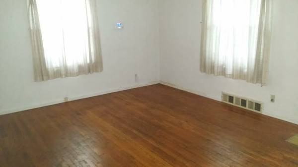 5814 N 38th St - Photo 3 of 11