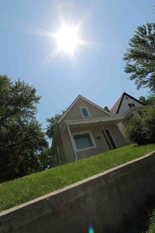 3113 S 21st St - Photo 5 of 12
