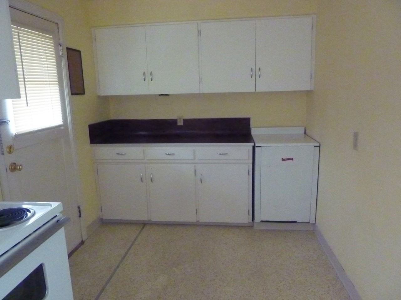 731 S 16th Ave - Photo 5 of 11