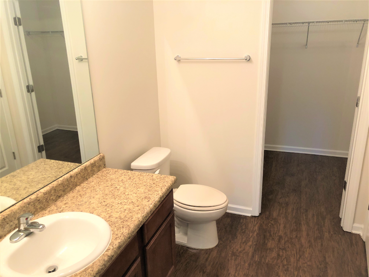 41 Amber Dr - Photo 6 of 9