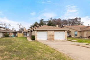 313 Greenlawn Blvd - Photo 1 of 1