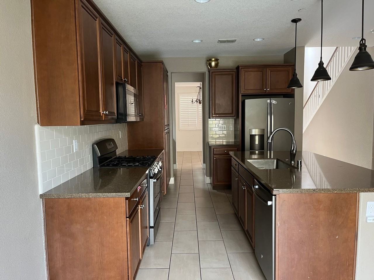 9089 Golf Canyon Dr - Photo 3 of 6