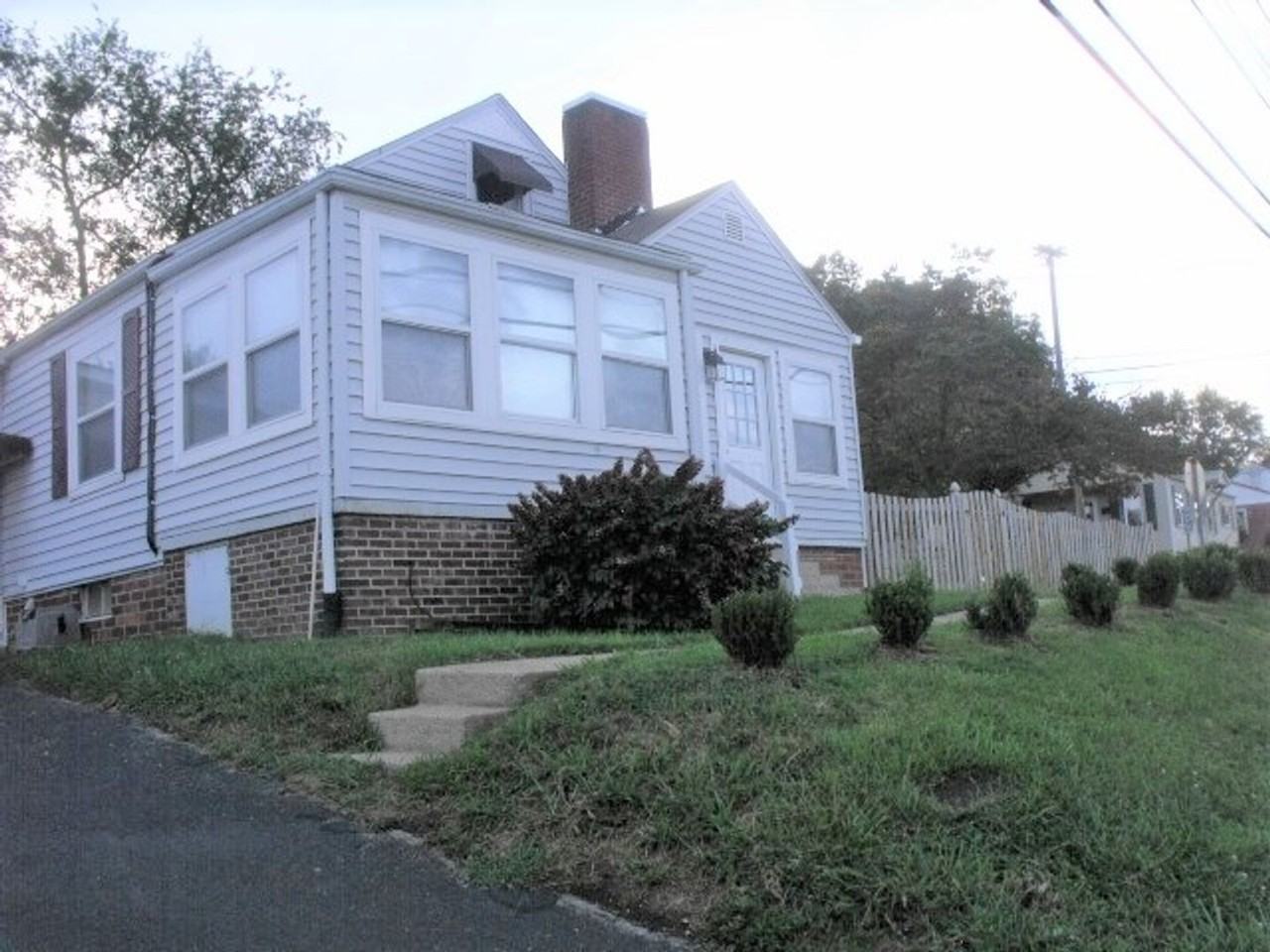 901 Johnson Ave - Photo 7 of 50