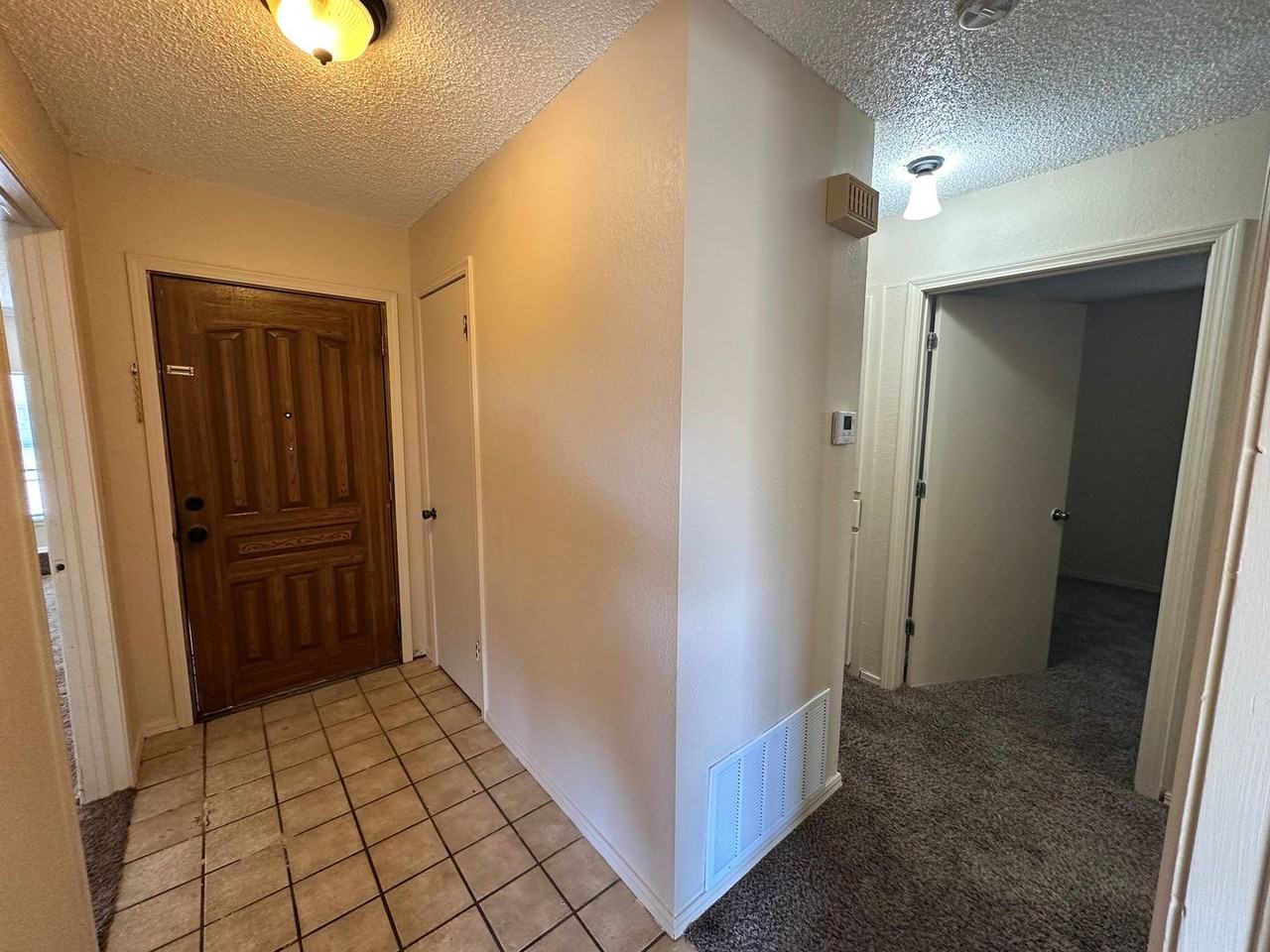 419 Sunrise St - Photo 3 of 30