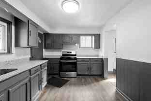 915 Woodward Ave - Photo 1 of 1