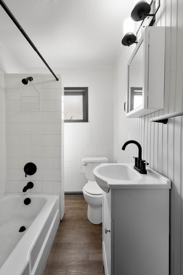 915 Woodward Ave - Photo 7 of 25