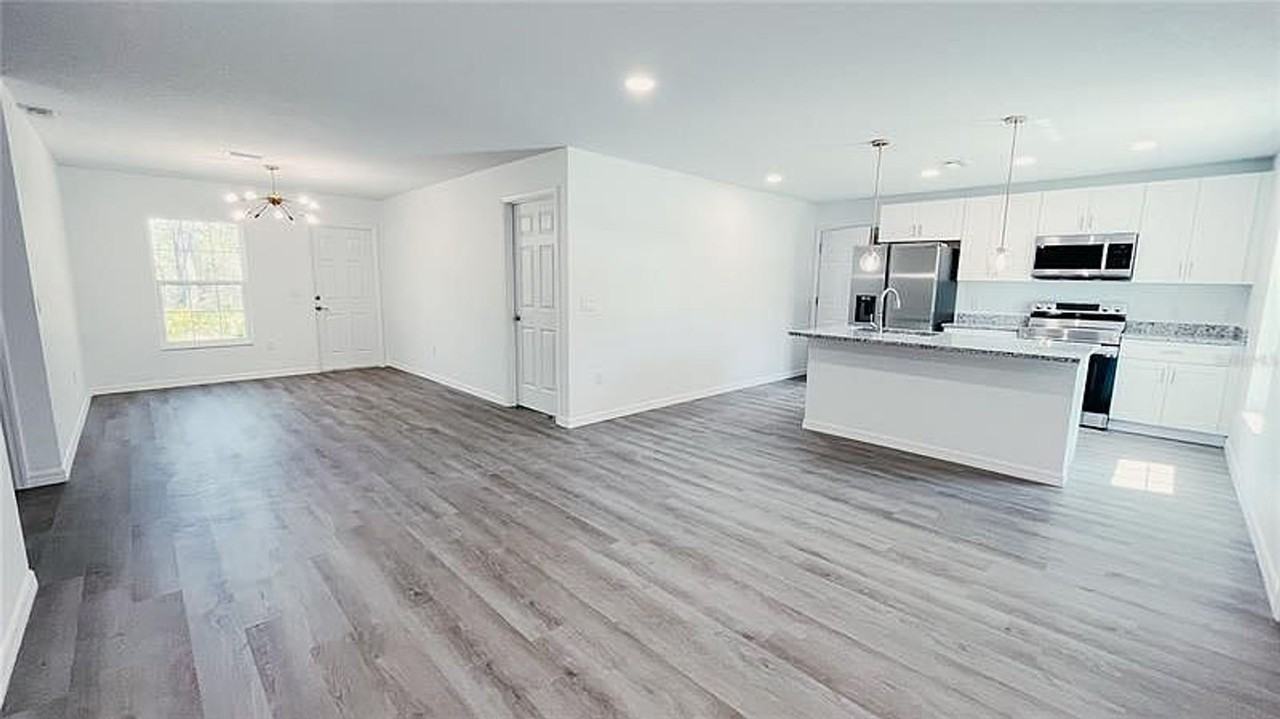 8192 N Pitcairn Way - Photo 2 of 13