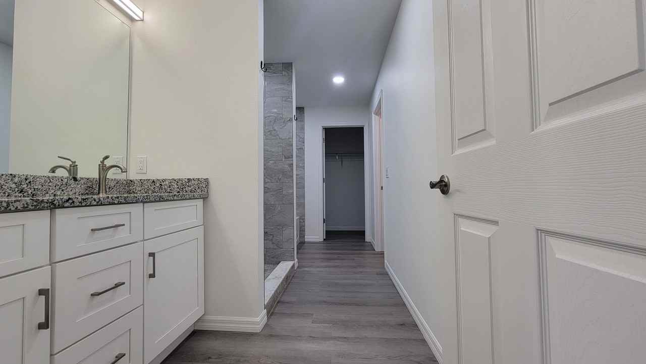 8192 N Pitcairn Way - Photo 7 of 13