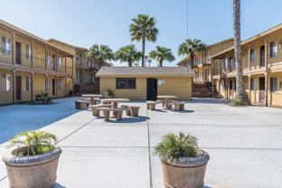 Casa Urbana - Photo 1 of 1