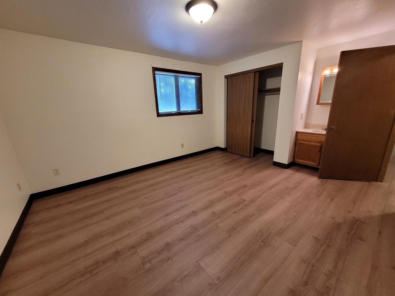 516 Baird Creek Road - Photo 2 of 8