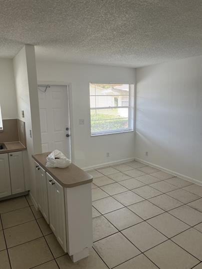 2851 Jackson Street - Photo 4 of 8