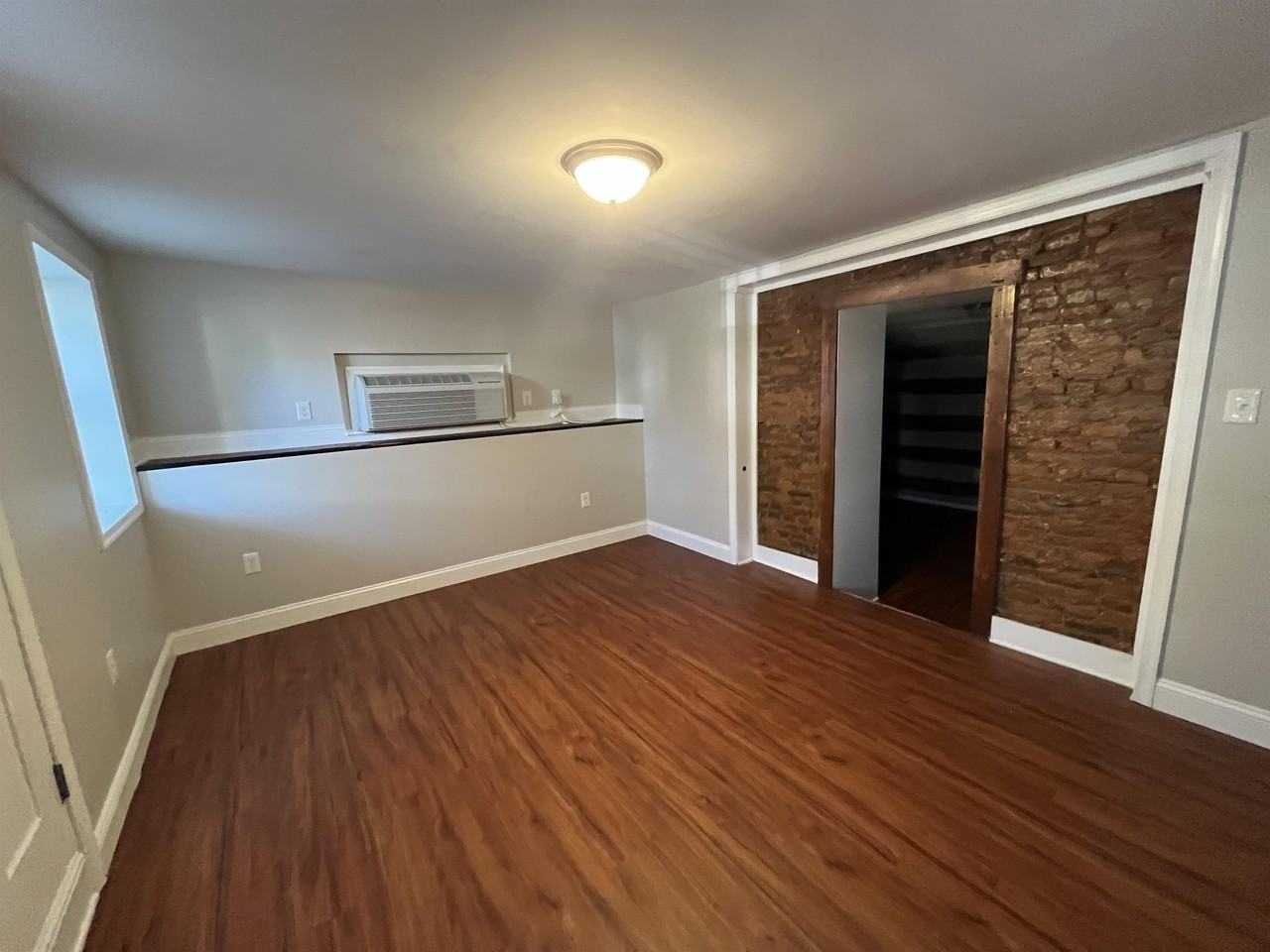 710 South Cameron Street - Photo 2 of 7
