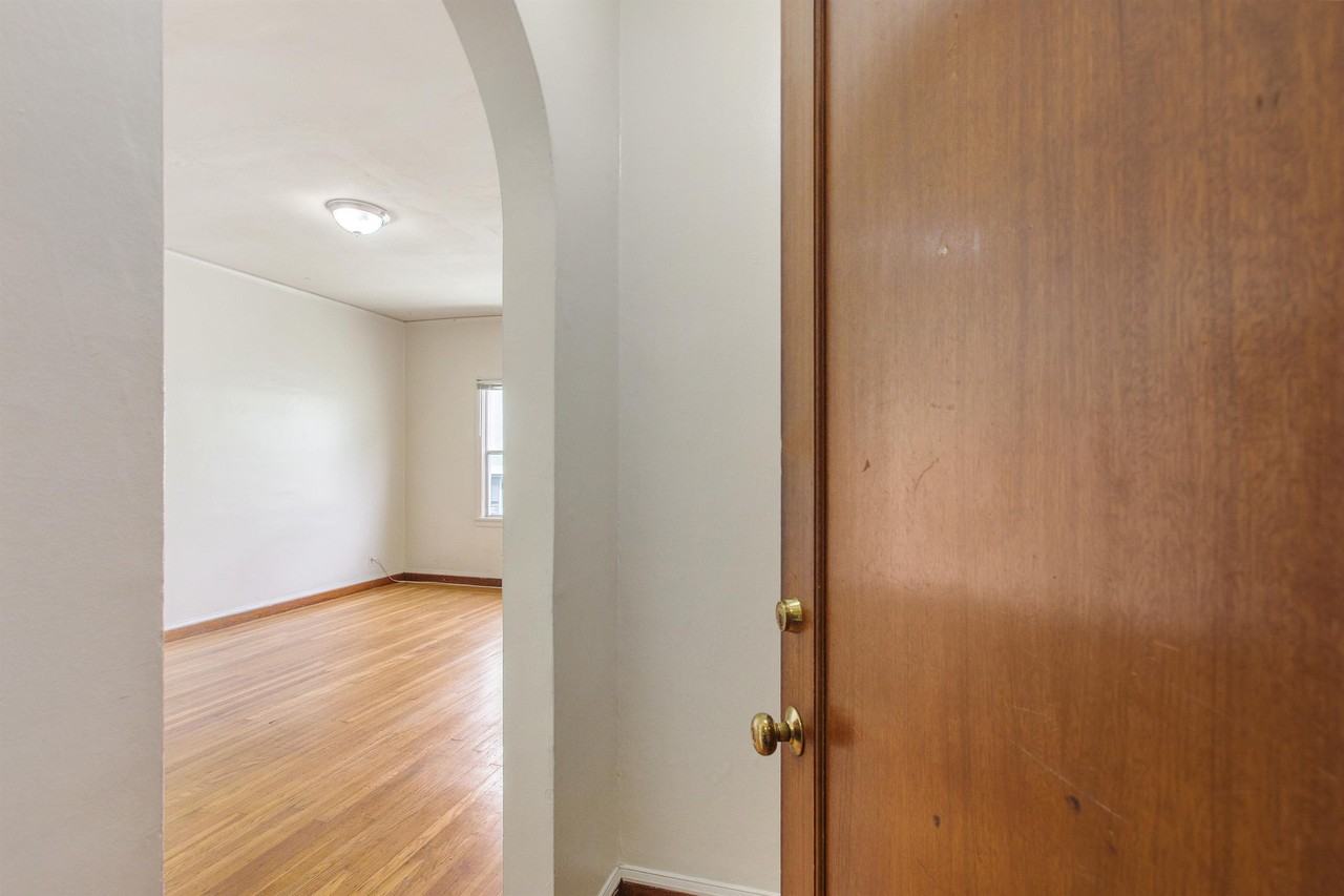 1650 Oxford St. - Photo 2 of 50