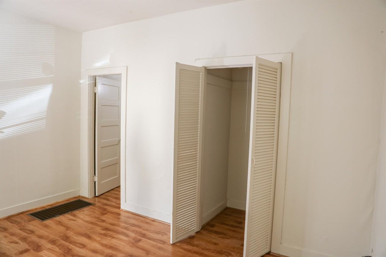 2304-2306 Dwight Way - Photo 3 of 10