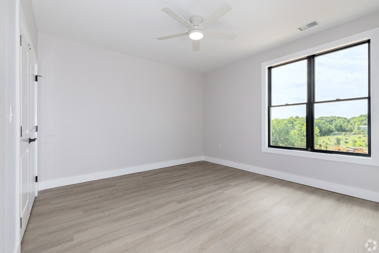 4665 S Amherst Highway - Photo 3 of 50