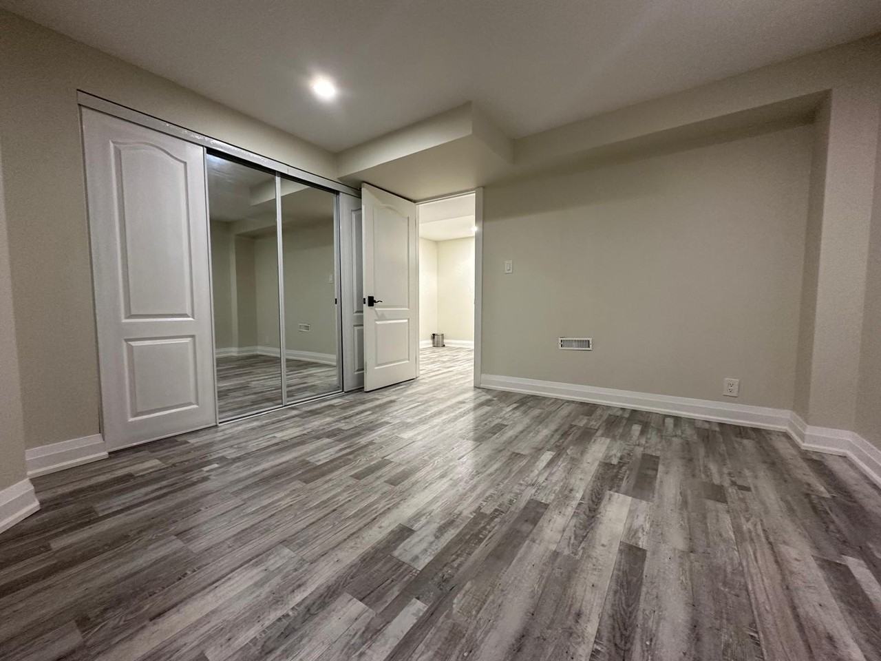 385 Scott Boulevard 2 - Photo 3 of 7