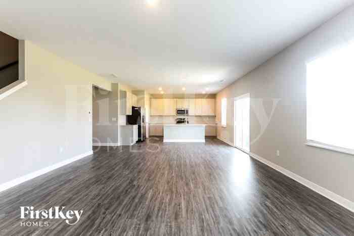 2311 S Carlota Dr - Photo 2 of 18