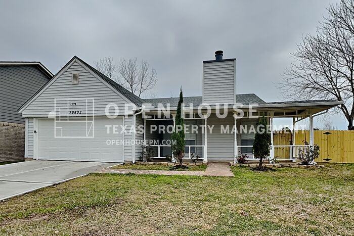 19802 Misty Pines Dr - Photo 2 of 24