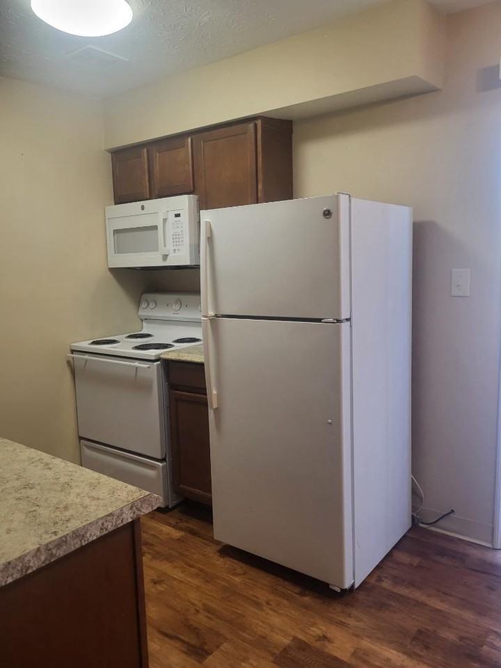 Deer Pointe - Photo 7 of 21