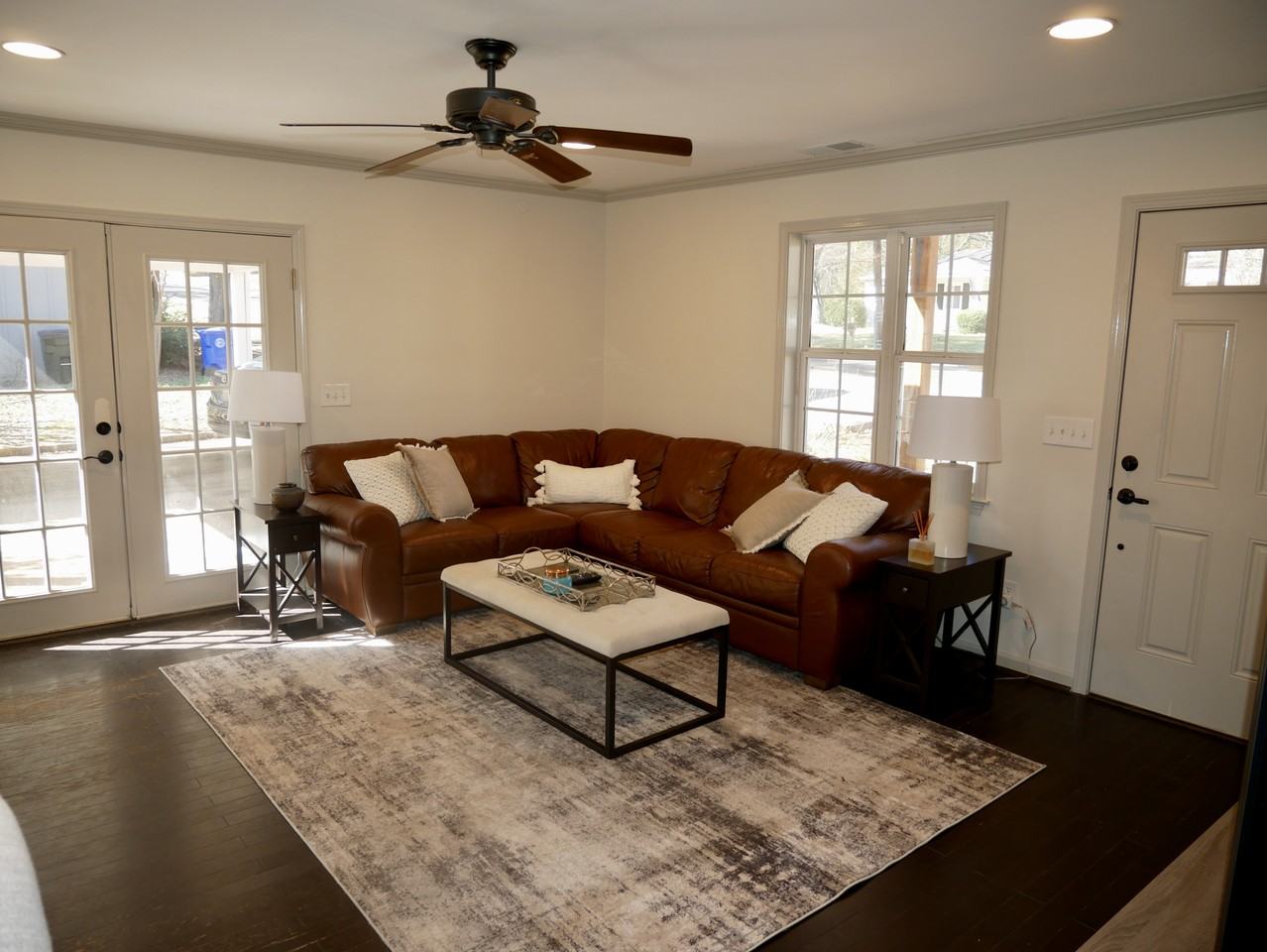 1217 Gladstone Ave #NA - Photo 3 of 18