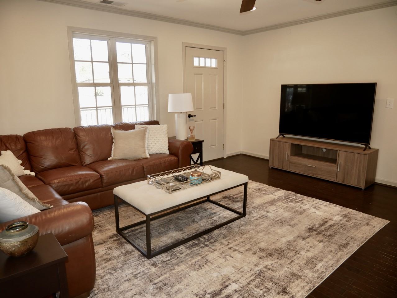 1217 Gladstone Ave #NA - Photo 4 of 18