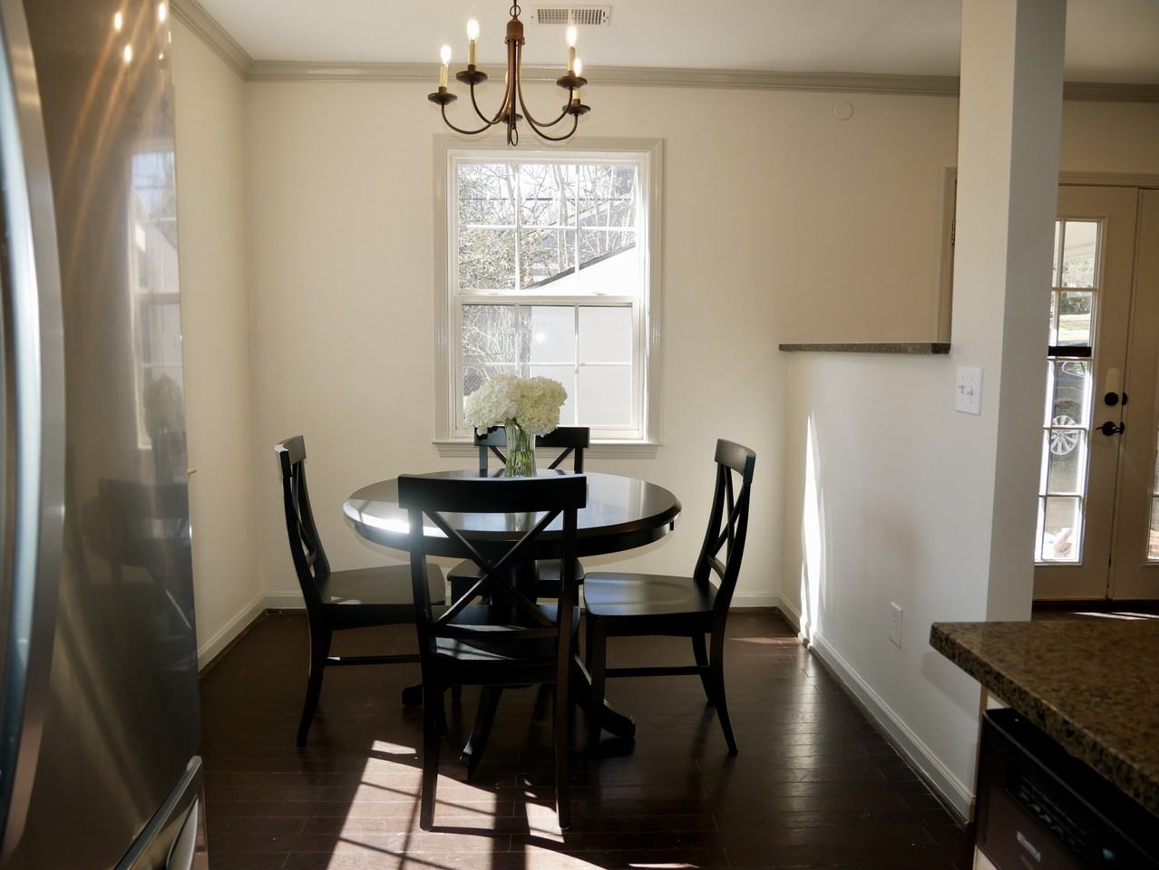 1217 Gladstone Ave #NA - Photo 7 of 18