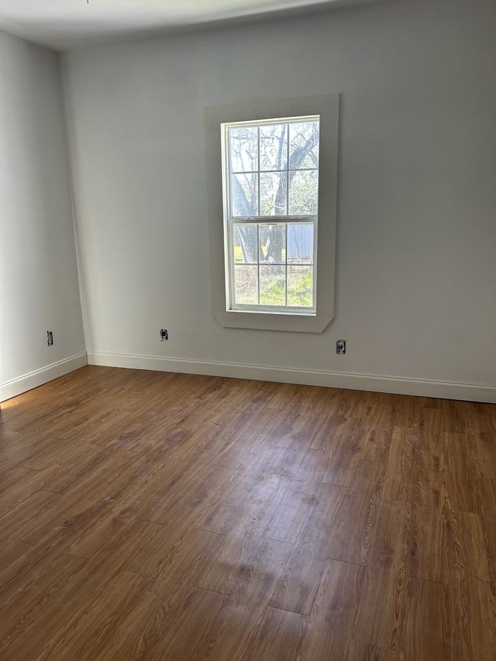 343 Haise St #NA - Photo 4 of 8