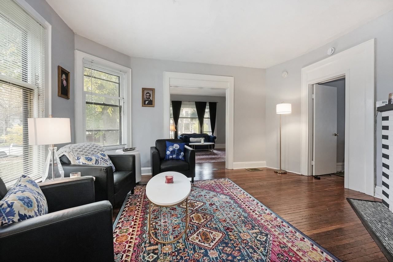 256 Union Ave Se - Photo 2 of 32