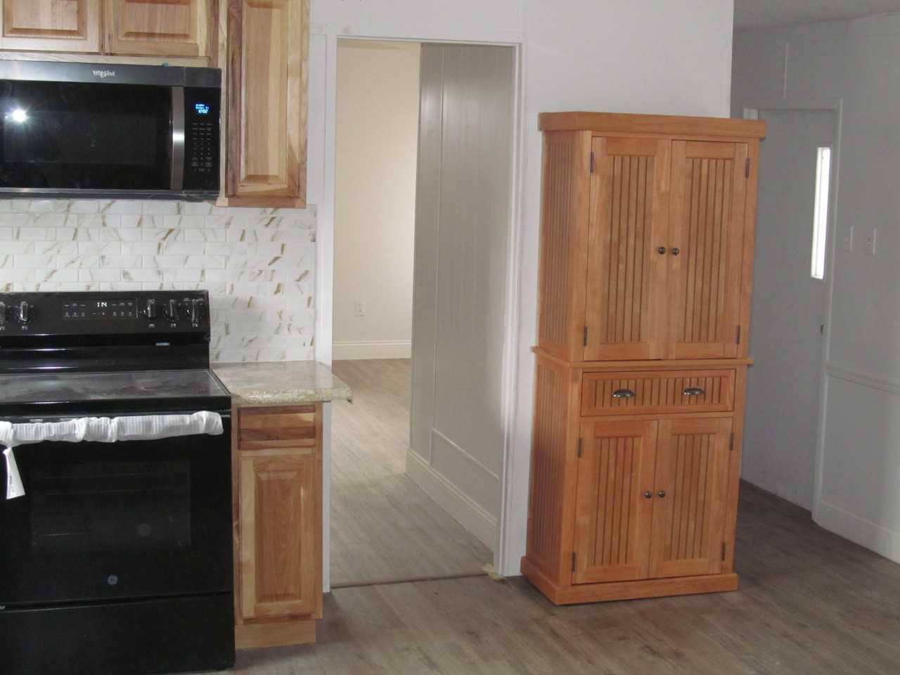 1608 Martin Luther King Jr Blvd #NA - Photo 3 of 33