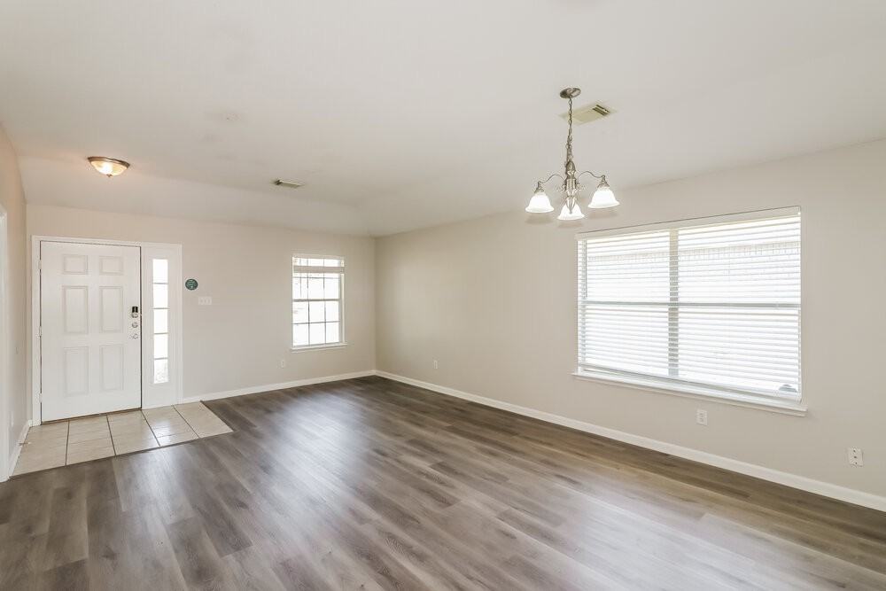 6227 Channelbrook Ln - Photo 6 of 16