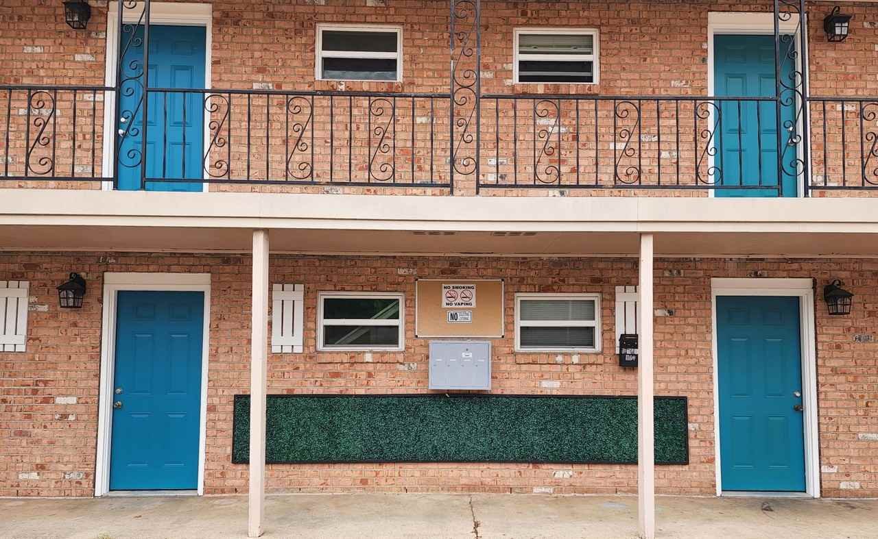 Patriot Apartments - Photo 5 of 50