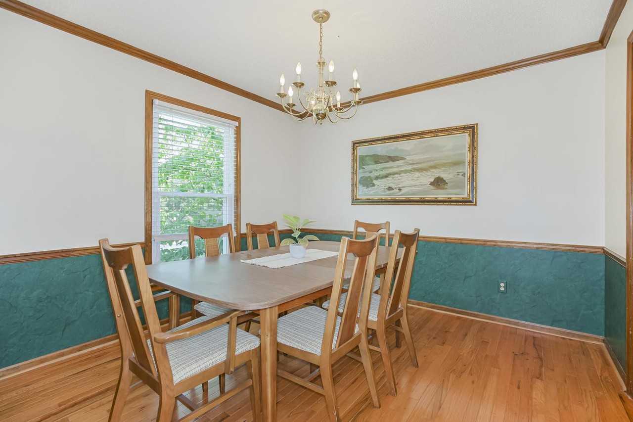 Welcoming North Kansas City Home in a Peaceful Neighborhood - Photo 7 of 21