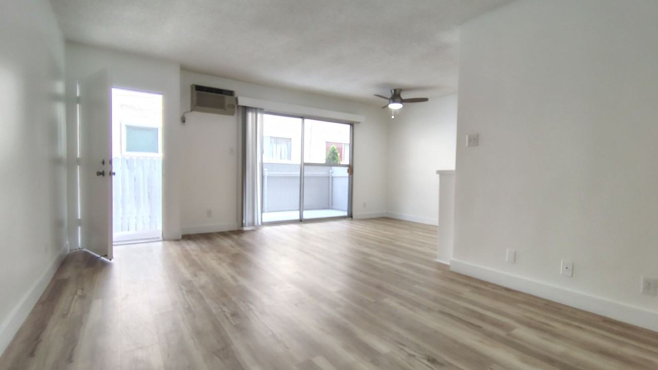 12545 Pacific Ave - Photo 2 of 13