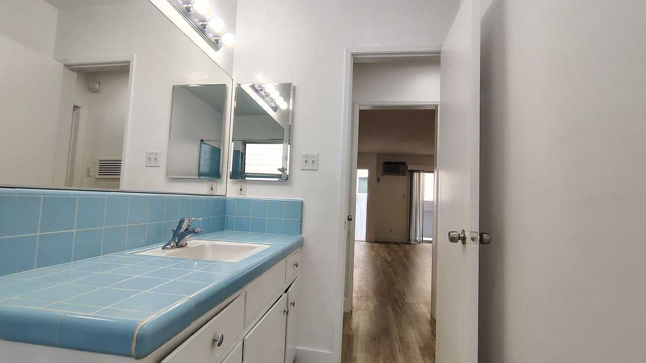 12545 Pacific Ave - Photo 6 of 13